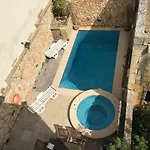 Ta' Manwel * نادور