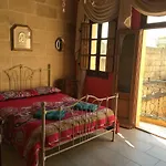 بيت للعطل Ta' Manwel *