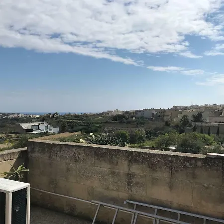 Ta' Manwel * نادور