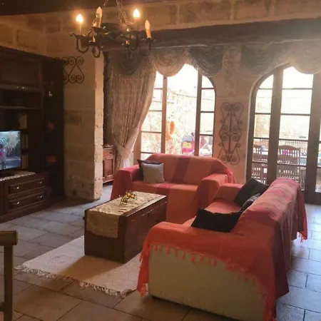 Ta' Manwel بيت للعطل