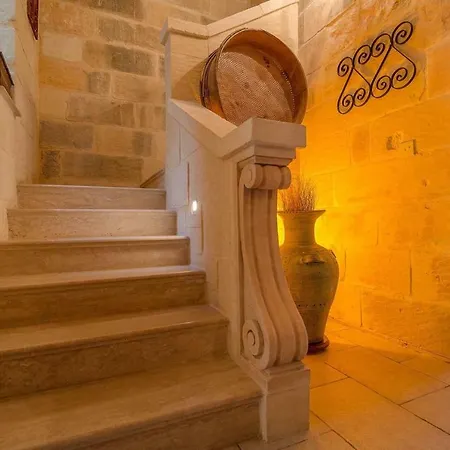 بيت للعطل Ta' Manwel *